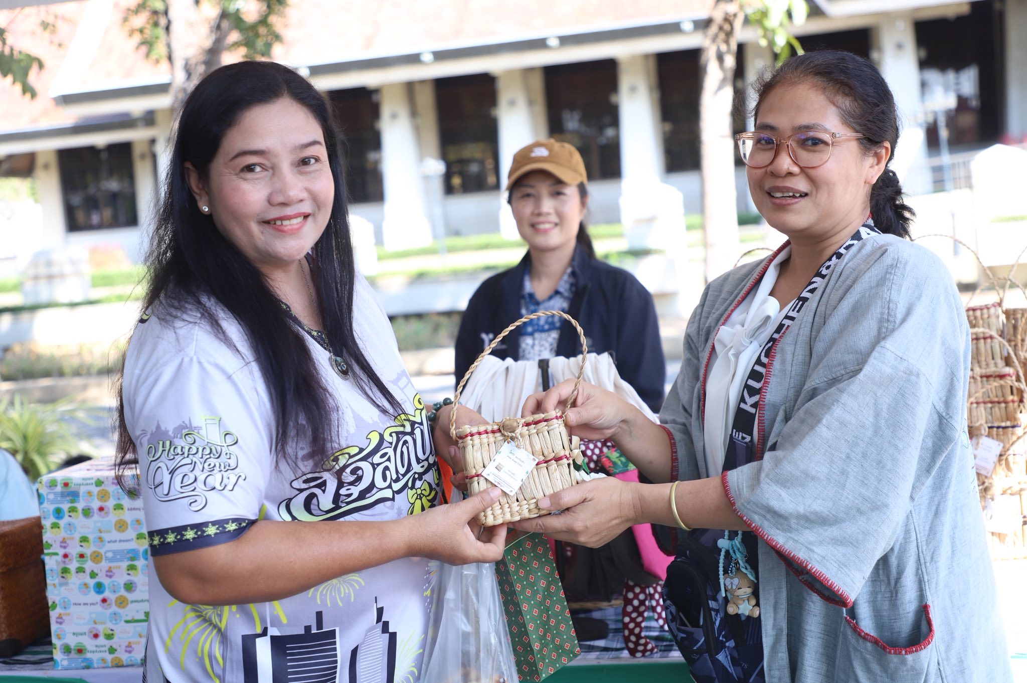 title - ศพส. เนรมิตพื้นที่ ต้อนรับวันเด็กแห่งชาติ 2569 จัดงานใหญ่ “สานศิลป์ สานสุข สานใจไทย” ชวนน้องๆ สนุกกับเวิร์กชอปศิลปะและลุ้นรางวัลฟรีตลอดงาน!!